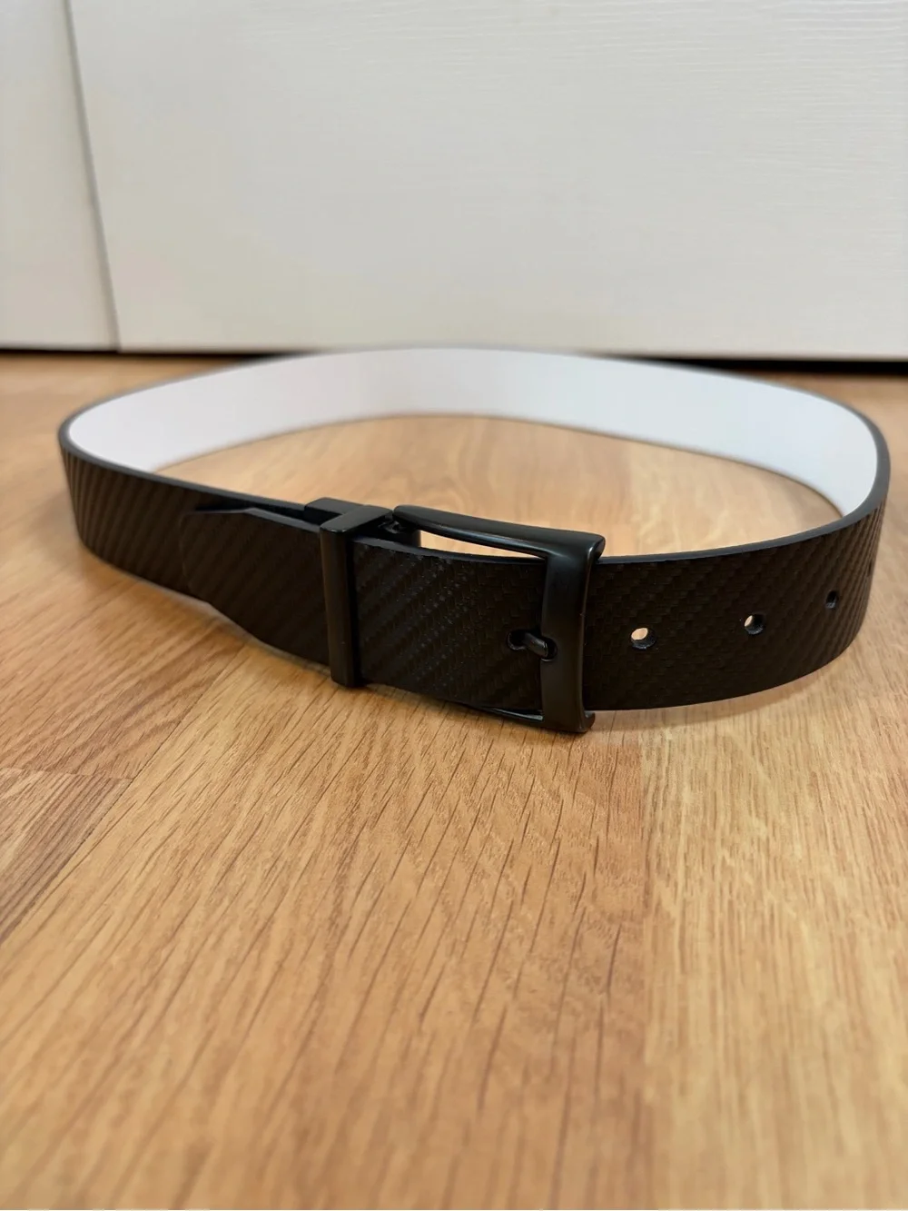 Nike Matte Black and White Reversible Carbon Fiber Golf Belt Size 32